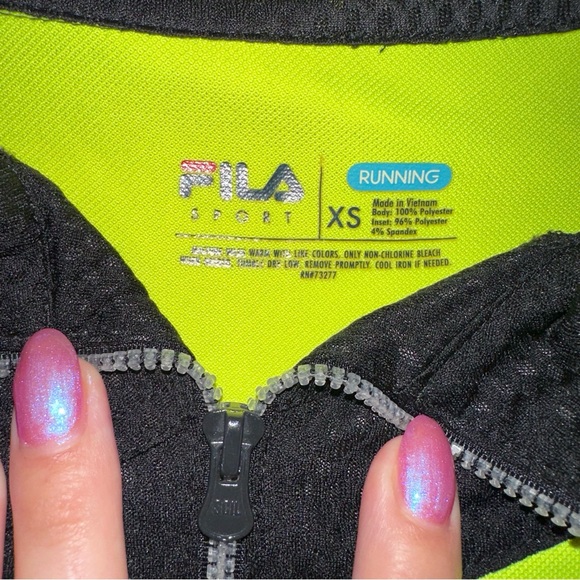 FILA - Sport Mesh Running Half Zip Pullover - Picture 4 of 8